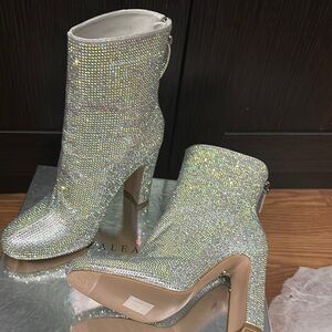 AKIRA Silver Ankle Boots with Sparkle and Stiletto Heel